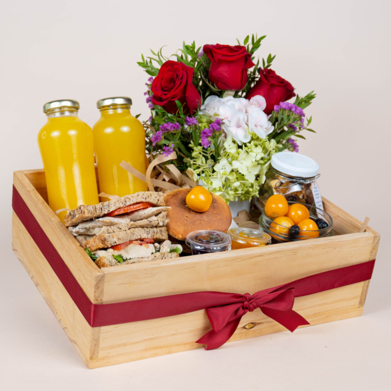 Desayuno cero azúcar con flores en caja de pino | Regalos Munakuy